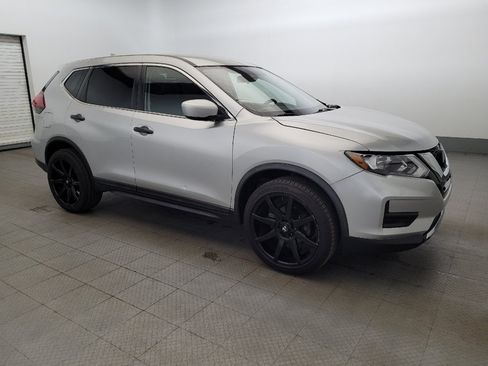 Used 2019 Nissan Rogue S AWD/4WD image 11