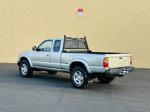 Used 2003 Toyota Tacoma 4x4 Xtracab V6 image 5
