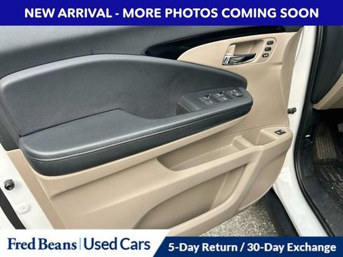 Used 2022 Honda Pilot Touring image 7