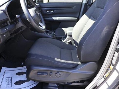 Used 2024 Honda CR-V EX image 11