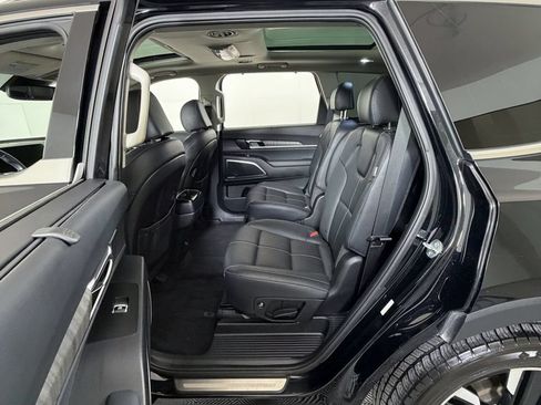 Used 2023 Kia Telluride SX FWD image 9