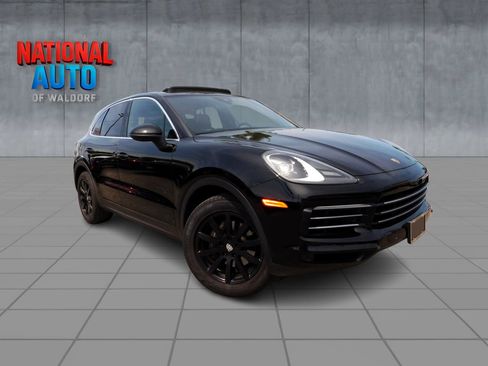 Used 2020 Porsche Cayenne AWD/4WD image 1