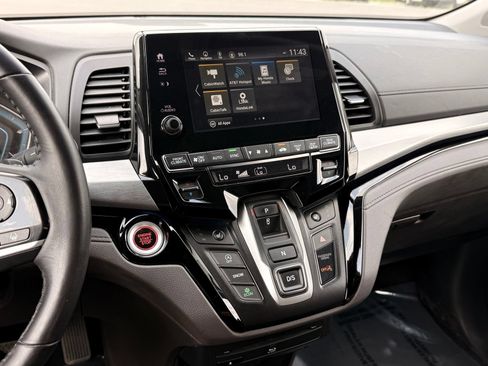 Used 2023 Honda Odyssey Touring image 42