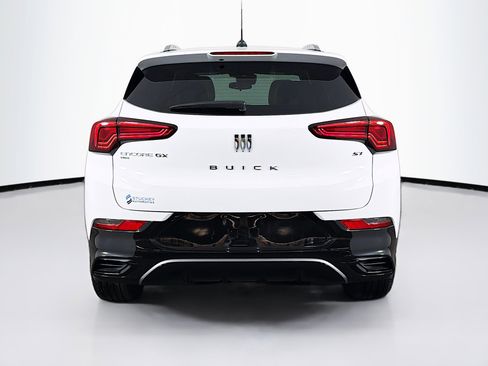 Used 2024 Buick Encore GX Sport Touring w/ Experience Buick Package image 7