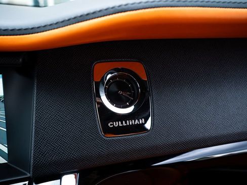 Used 2023 Rolls-Royce Cullinan AWD/4WD image 41