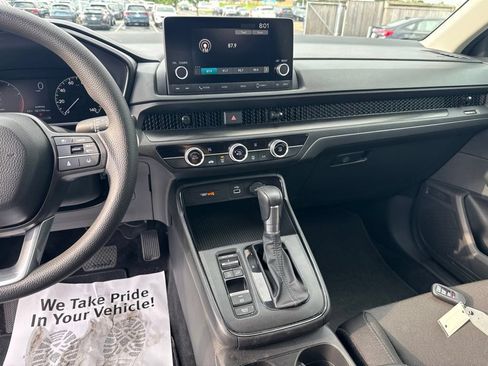 Used 2025 Honda CR-V LX image 18