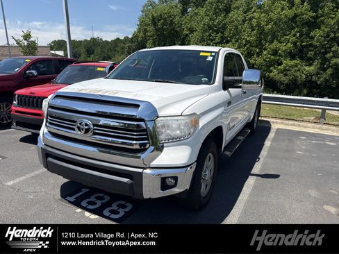 Used 2016 Toyota Tundra SR5 w/ SR5 Upgrade Package RWD image 1