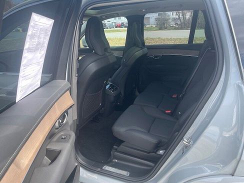 Used 2025 Volvo XC90 B6 Plus AWD/4WD image 7