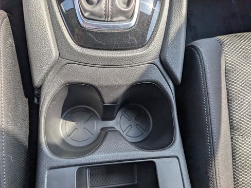 Used 2020 Nissan Rogue Sport SV FWD image 24