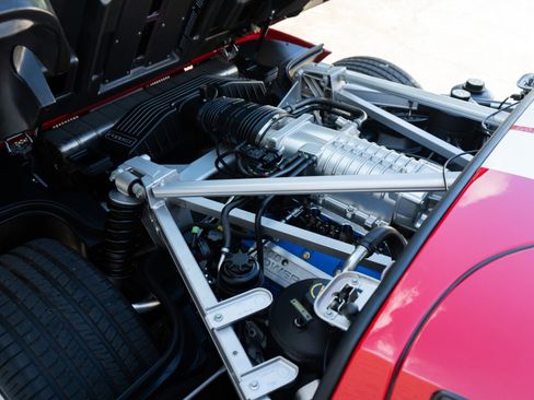 Used 2005 Ford GT RWD image 65