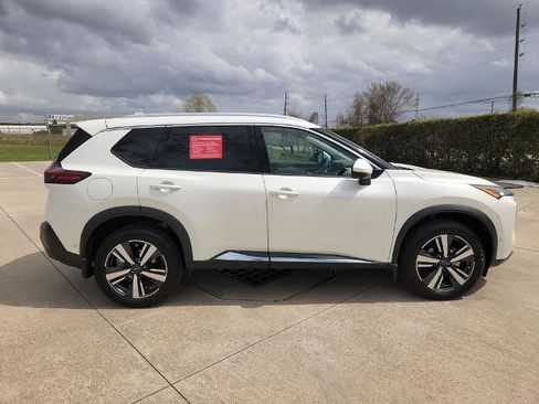 Certified 2023 Nissan Rogue SL w/ SL Premium Package image 14