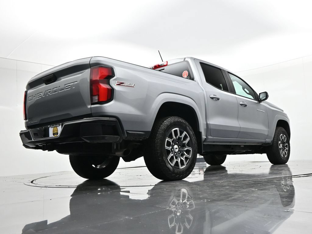 Used 2023 Chevrolet Colorado Z71 w/ Z71 Convenience Package 2 AWD/4WD image 26