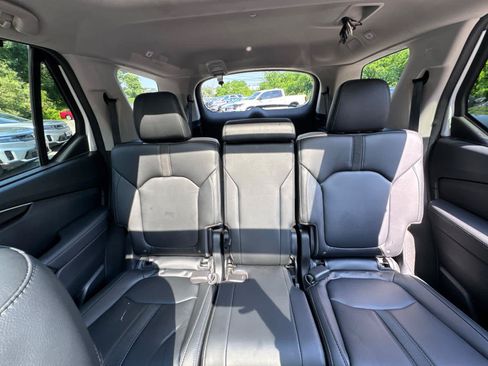 Used 2023 Honda Pilot Touring image 27
