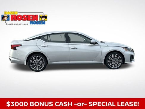 New 2025 Nissan Altima 2.5 SL image 6