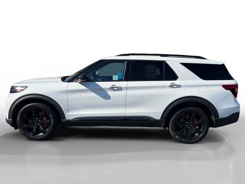 Used 2023 Ford Explorer ST w/ Equipment Group 401A AWD/4WD image 2