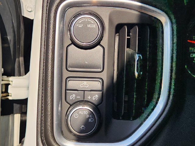 Used 2020 Chevrolet Silverado 1500 LT w/ All-Star Edition RWD image 21
