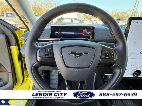 Used 2025 Ford Mustang Mach-E Premium image 29