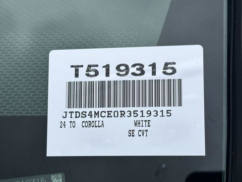 Used 2024 Toyota Corolla SE FWD image 14