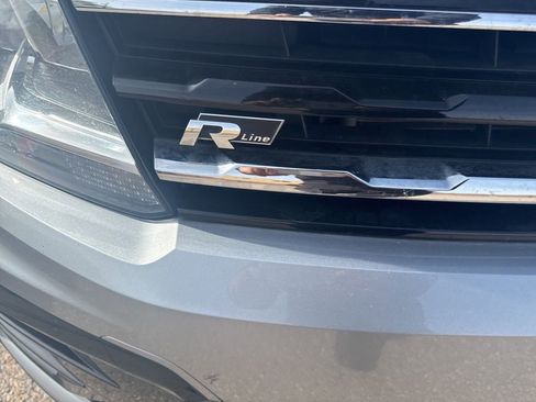 Used 2021 Volkswagen Tiguan SE R-Line image 6