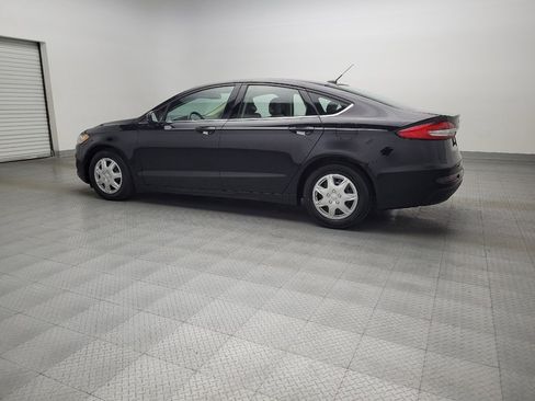 Used 2019 Ford Fusion S image 3