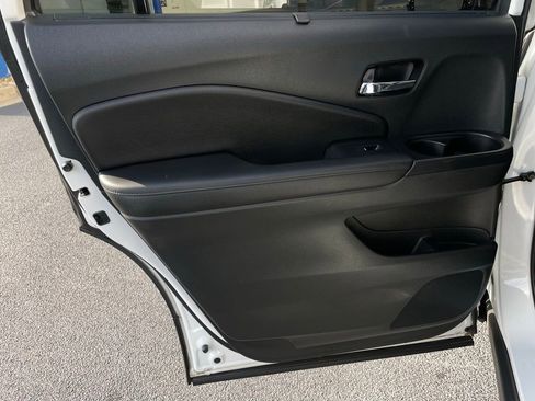 Certified 2022 Honda Pilot Touring image 39