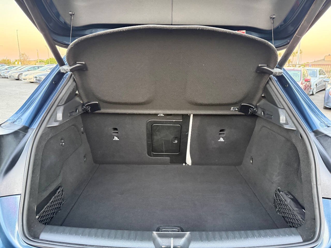 Used 2019 Mercedes-Benz GLA 250 4MATIC image 13