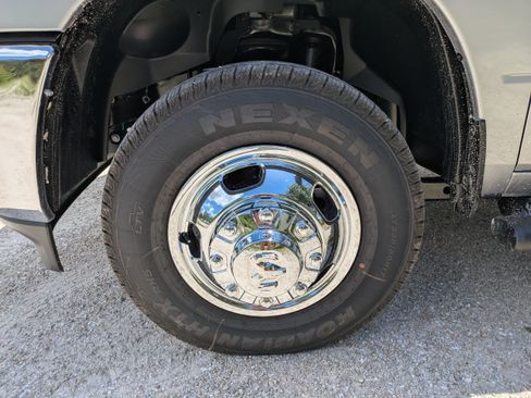 New 2026 RAM 3500 Tradesman AWD/4WD image 10