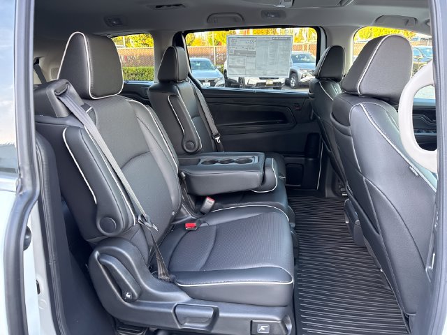 New 2027 Honda Odyssey Elite image 10