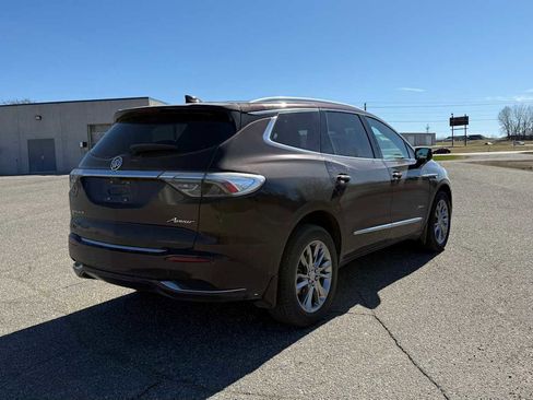Used 2023 Buick Enclave Avenir w/ Avenir Technology Package image 3
