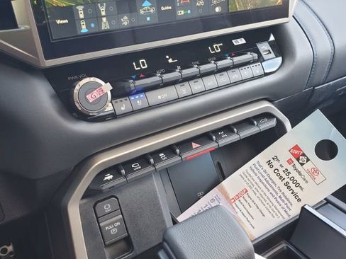 New 2026 Toyota Tundra Platinum AWD/4WD image 34