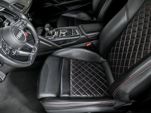 Used 2017 Audi R8 V10 image 22