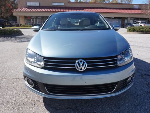 Used 2013 Volkswagen Eos Executive FWD image 4