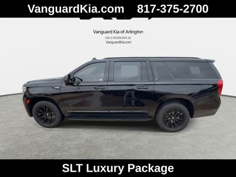 Used 2023 GMC Yukon XL SLT w/ SLT Luxury Package RWD image 5