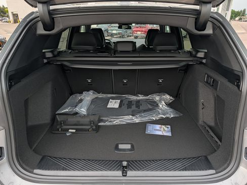 New 2026 BMW X3 xDrive30i w/ Premium Package AWD/4WD image 7