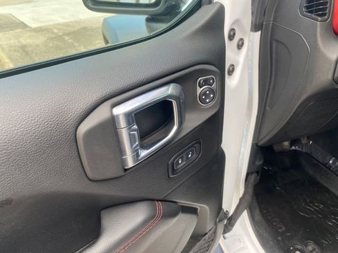 Used 2021 Jeep Gladiator Rubicon AWD/4WD image 14