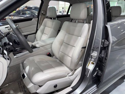 Used 2015 Mercedes-Benz E 350 Sedan w/ Premium 1 Package image 51