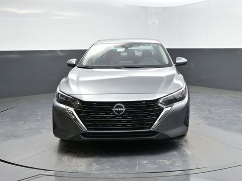 Used 2023 Nissan Altima 2.5 SR image 2