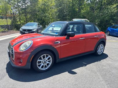 Used 2020 MINI Cooper 4-Door Hardtop w/ Storage Package