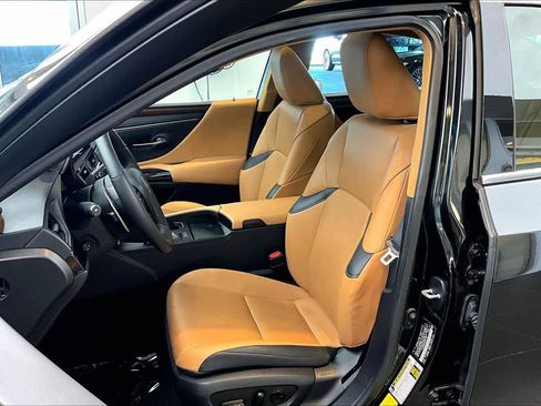 Used 2023 Lexus ES 350 w/ Premium Package image 10