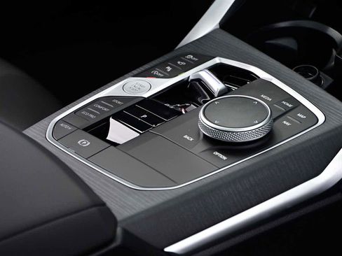 Used 2025 BMW 430i Coupe w/ M Sport Package image 35