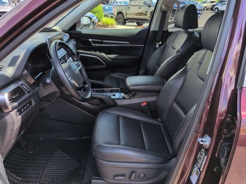 Used 2022 Kia Telluride S FWD image 22