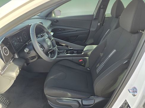 New 2026 Hyundai Elantra Sport image 12