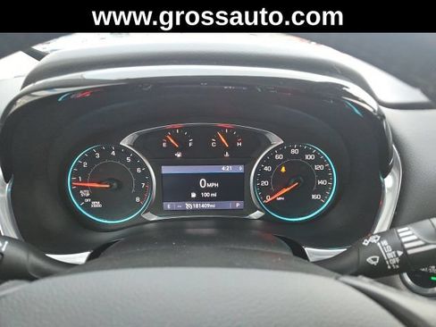 Used 2020 Chevrolet Traverse LT w/ Driver Confidence II Package AWD/4WD image 19