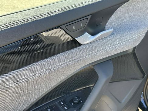 New 2025 Volkswagen Tiguan S image 16