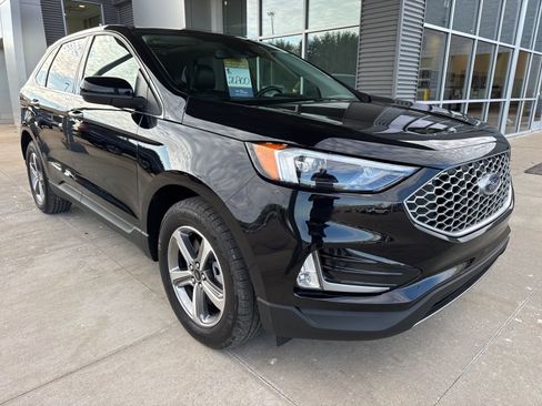 Certified 2023 Ford Edge SEL w/ Convenience Package image 10