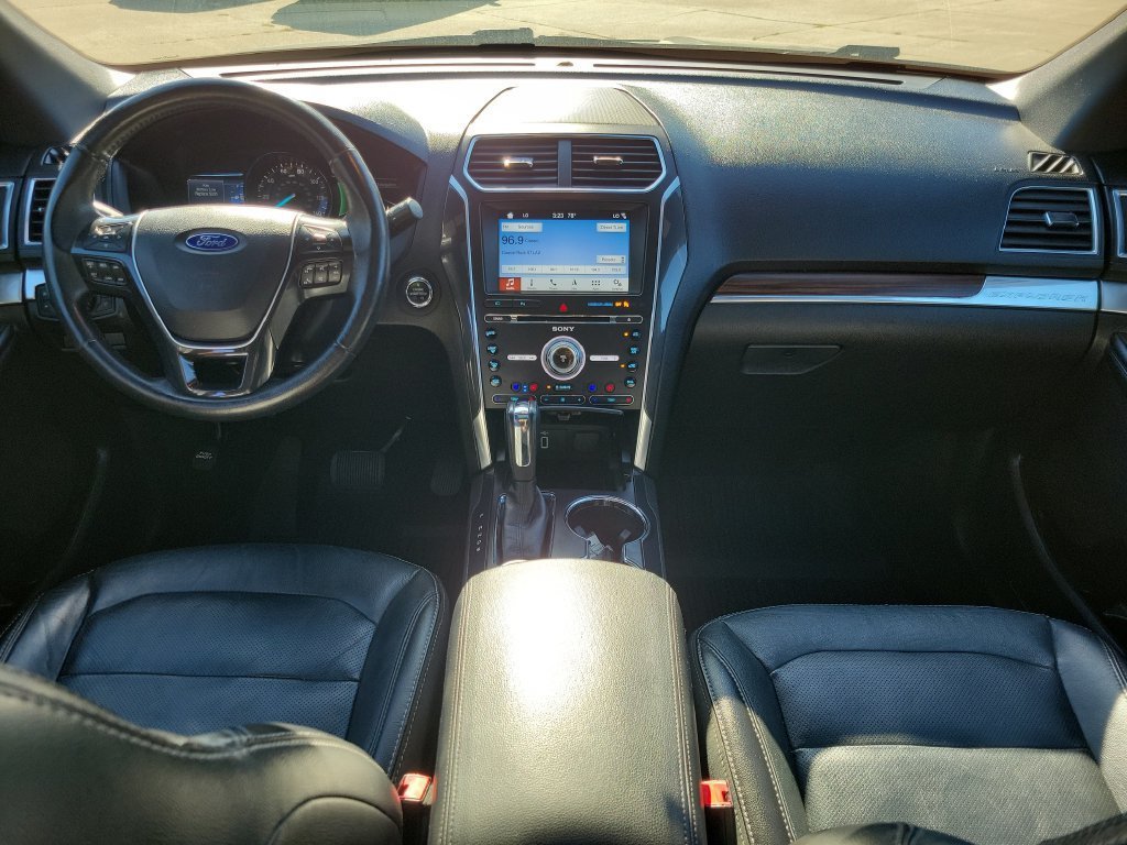 Used 2017 Ford Explorer Limited AWD/4WD image 14