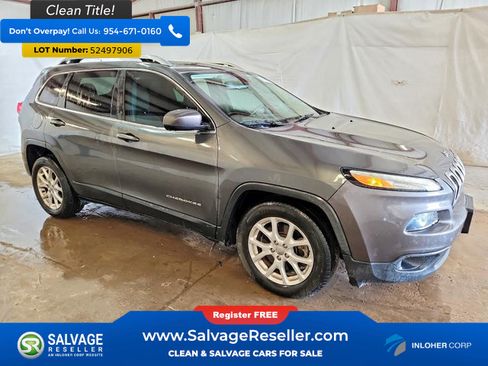 Used 2017 Jeep Cherokee Latitude w/ Comfort & Sound Group FWD image 5