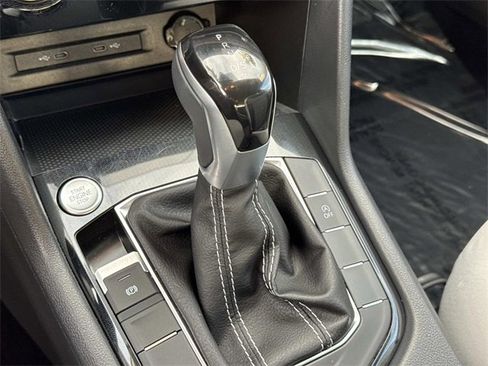 Certified 2025 Volkswagen Taos S image 21