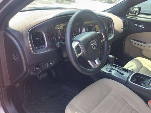 Used 2014 Dodge Charger SE image 10