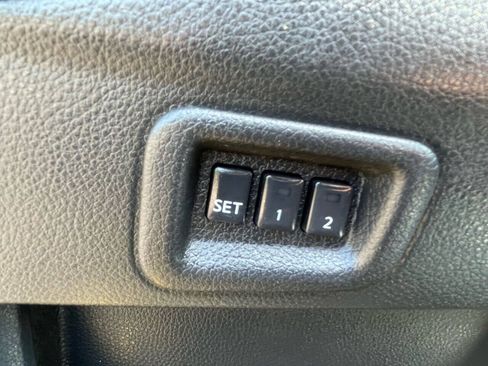 Used 2014 Nissan Murano CrossCabriolet w/ Navigation Package AWD/4WD image 48